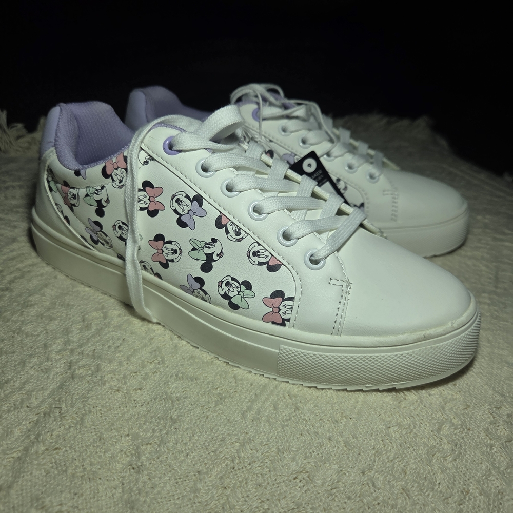 Disney White and Pink Minnie Mouse Athletic Shoes